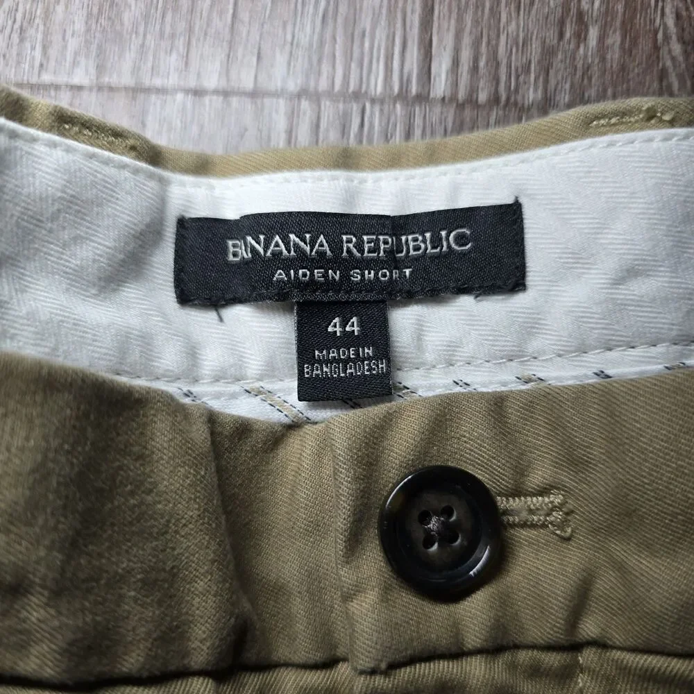 Banana Republic pre owned